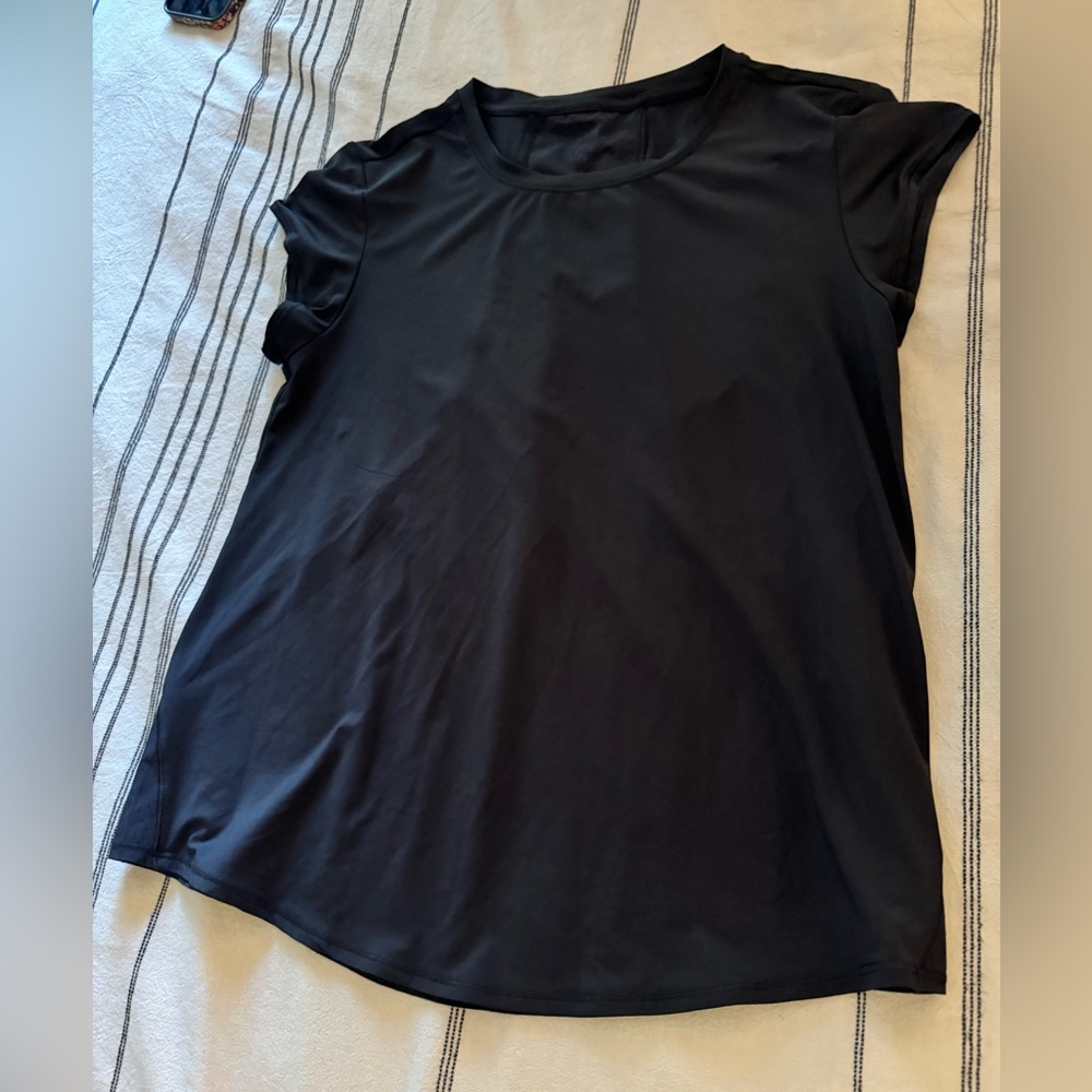 Black workout top
